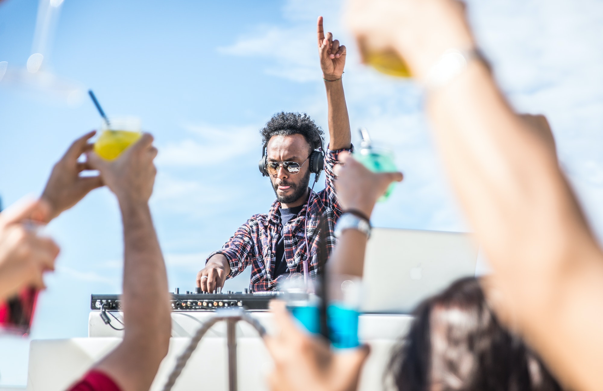 dj set at the beach party.